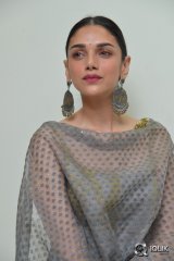 Aditi Rao Hydari at Cheliyaa Movie Promotions